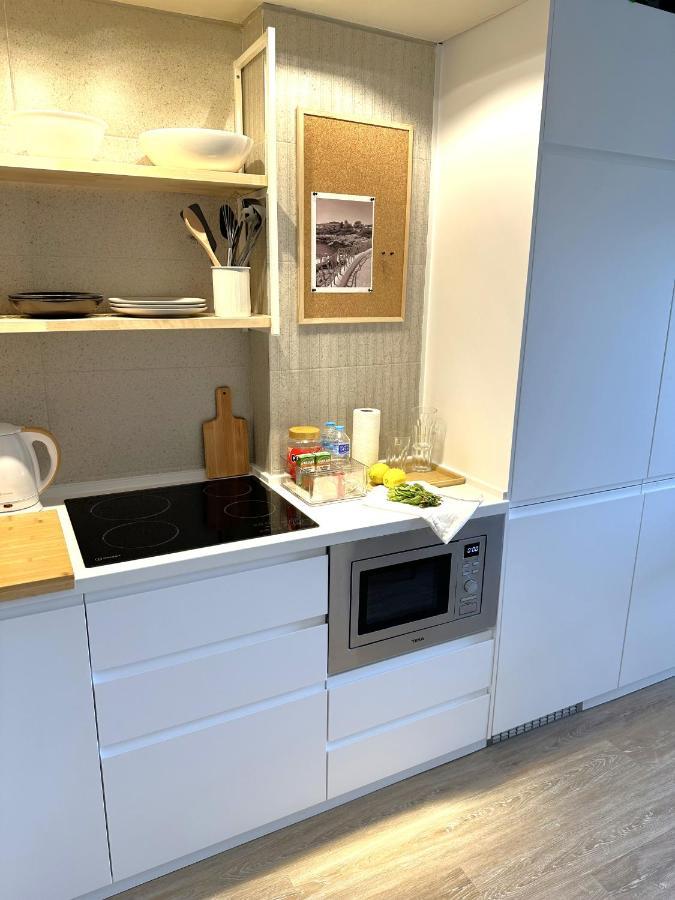 Minerva Estudio Suite White Jasmine, Beach And Pool เบนัลมาเดนา ภายนอก รูปภาพ