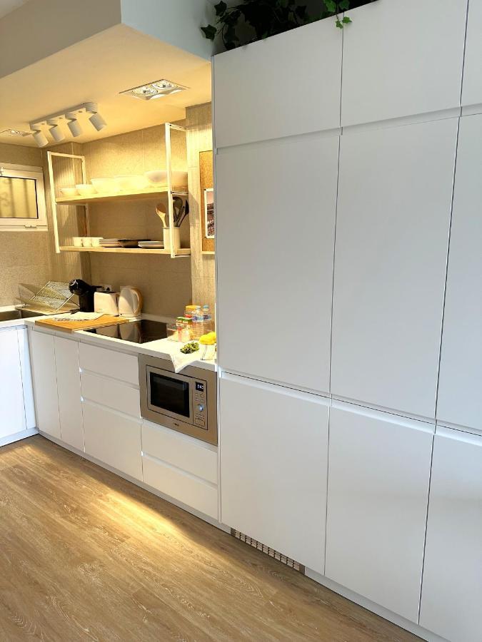 Minerva Estudio Suite White Jasmine, Beach And Pool เบนัลมาเดนา ภายนอก รูปภาพ