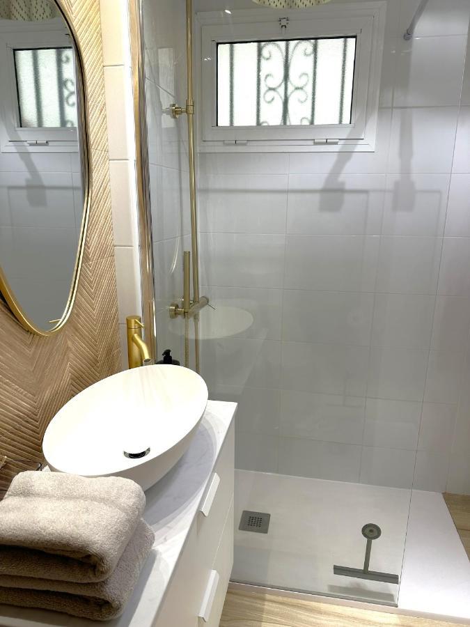 Minerva Estudio Suite White Jasmine, Beach And Pool เบนัลมาเดนา ภายนอก รูปภาพ