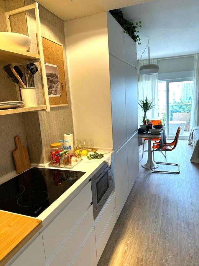 Minerva Estudio Suite White Jasmine, Beach And Pool เบนัลมาเดนา ภายนอก รูปภาพ